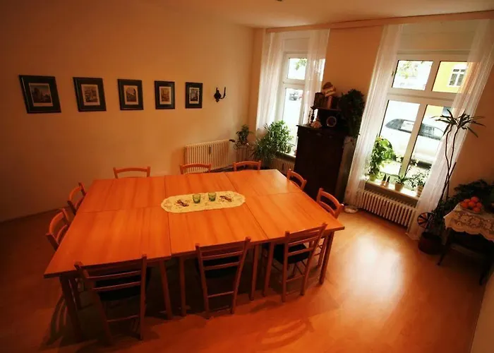 호텔 - Am Schloss Bellevue 2*