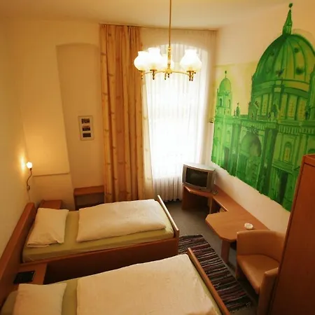 - Am Schloss Bellevue