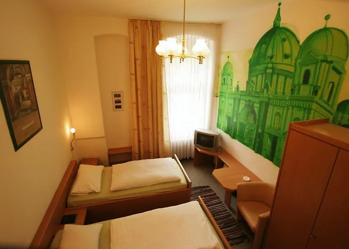 - Am Schloss Bellevue