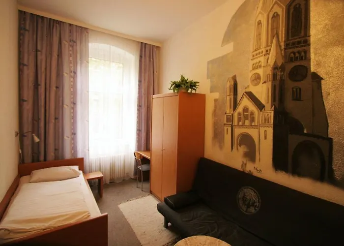 - Am Schloss Bellevue Hotell